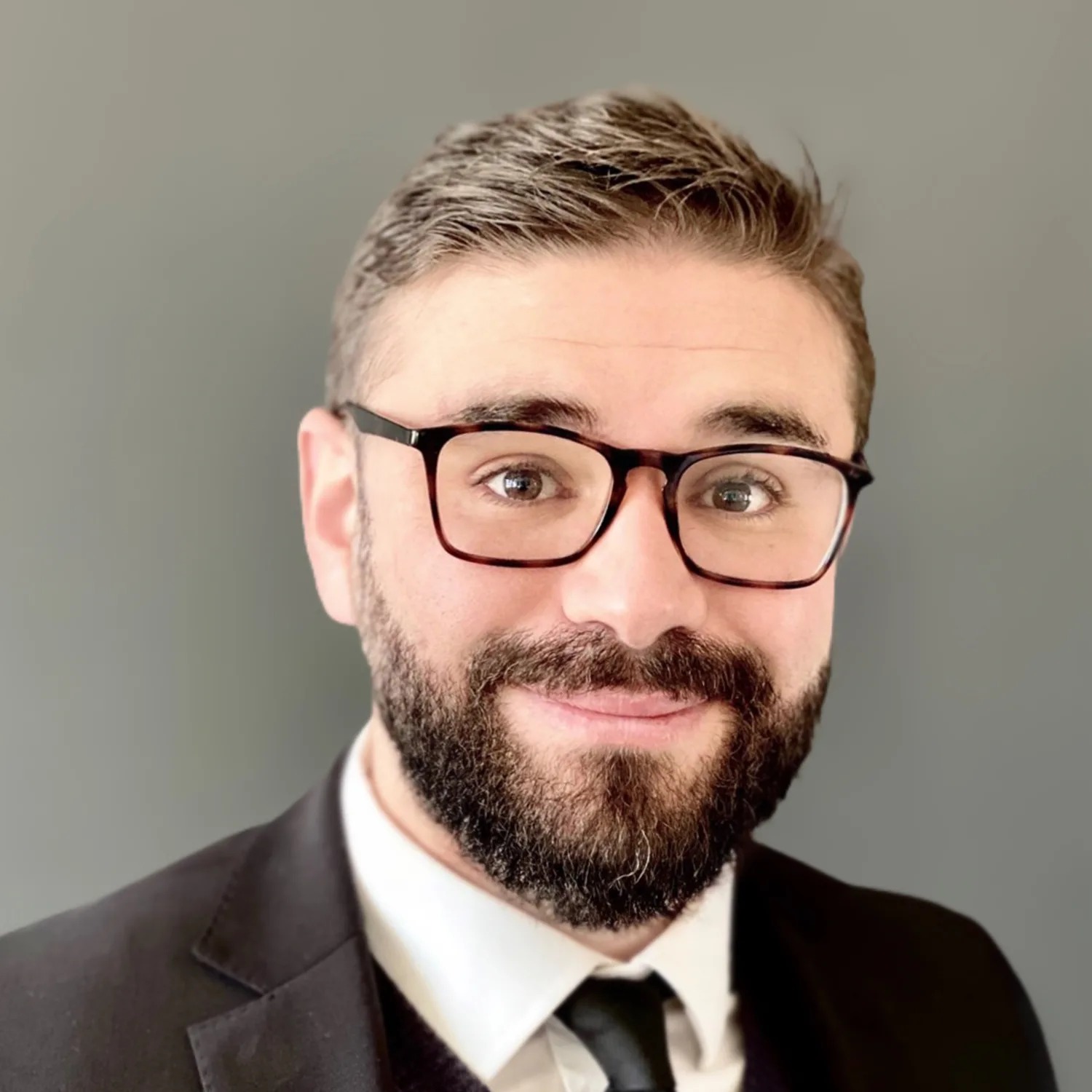 Profile picture of Dr. Carlos Oliveira